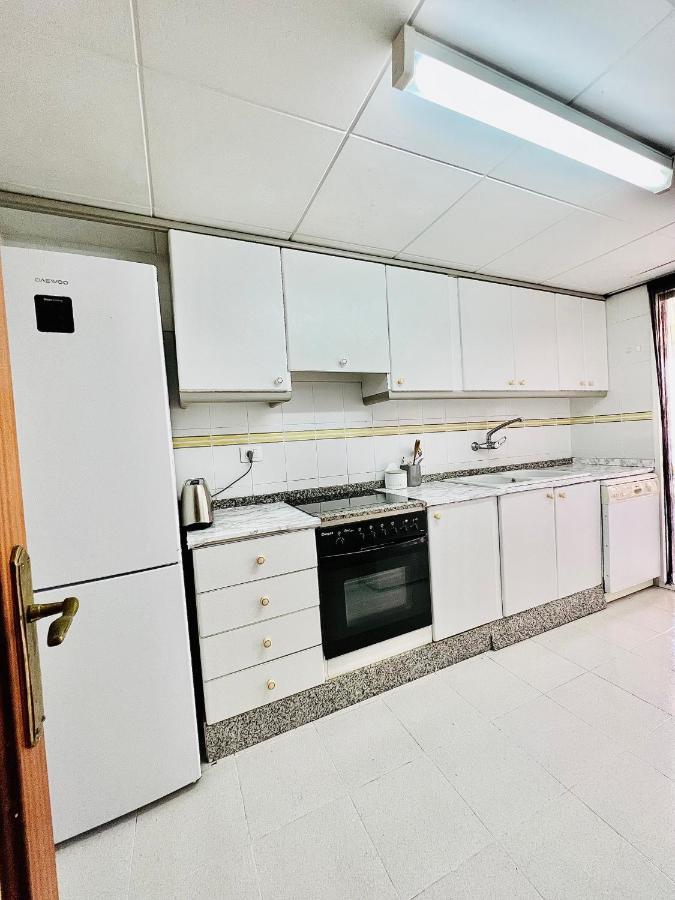 Apartamento Con Piscina 3 Habitaciones Sueca Bagian luar foto